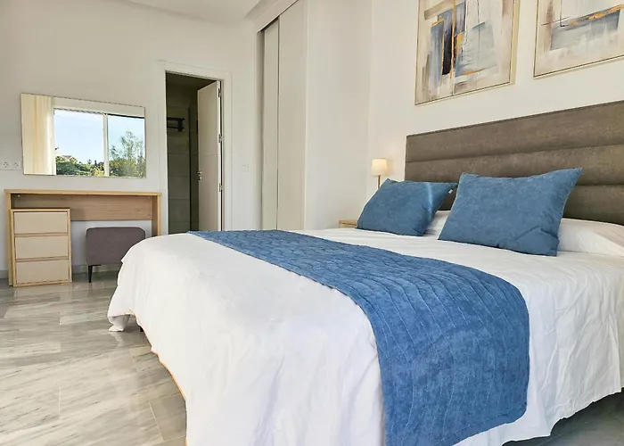 빌라 4 Bedroom House With Private Pool Near Cabopino *