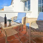 4 Bedroom House With Private Pool Near Cabopino Villa *