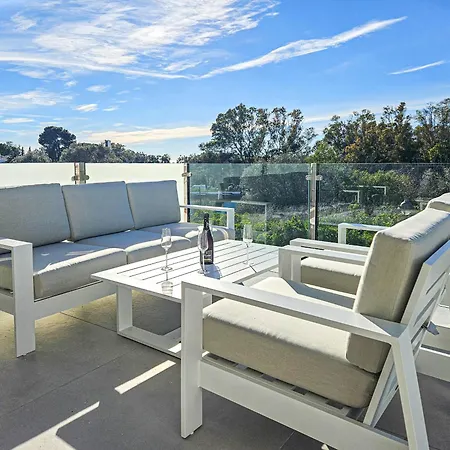 4 Bedroom House With Private Pool Near Cabopino Βίλα *