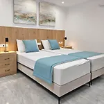빌라 4 Bedroom House With Private Pool Near Cabopino *
