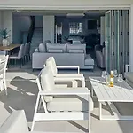 4 Bedroom House With Private Pool Near Cabopino *