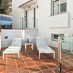 4 Bedroom House With Private Pool Near Cabopino * Marbella