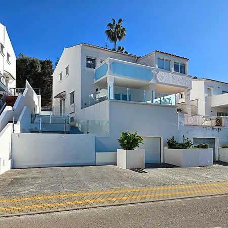 4 Bedroom House With Private Pool Near Cabopino