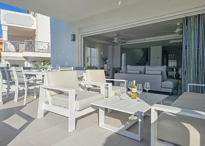 4 Bedroom House With Private Pool Near Cabopino